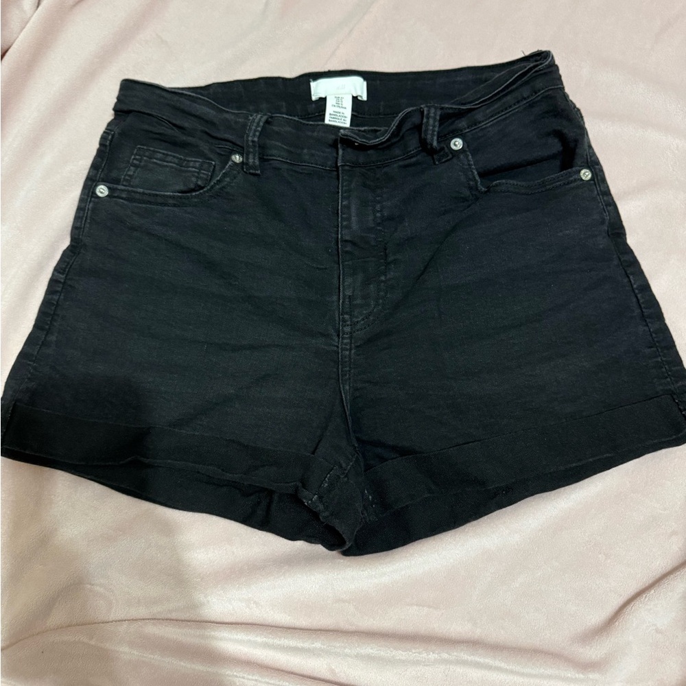 H&M Black High-Rise Denim Cutoff Shorts